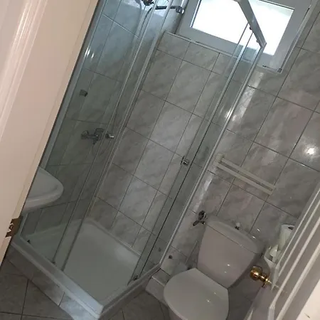 Alinka Apartmanhaz דירה