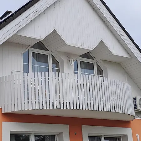 Alinka Apartmanhaz شقة *