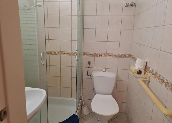 Alinka Apartmanhaz *